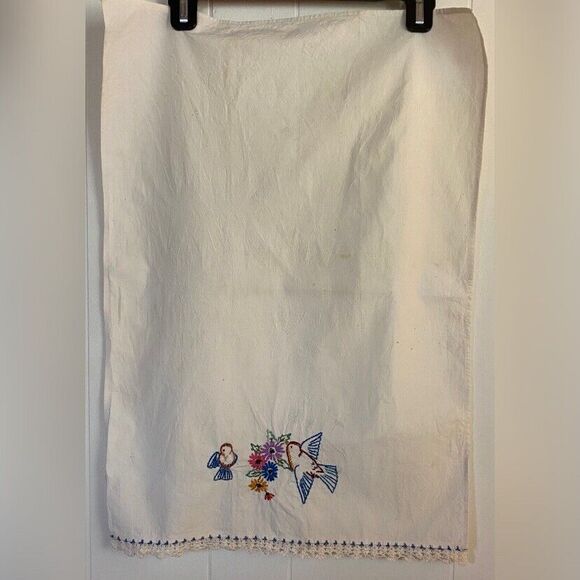 Vintage Table Runner Linen Cream Embroidered Birds Flowers Lace 25x18” - Picture 1 of 6